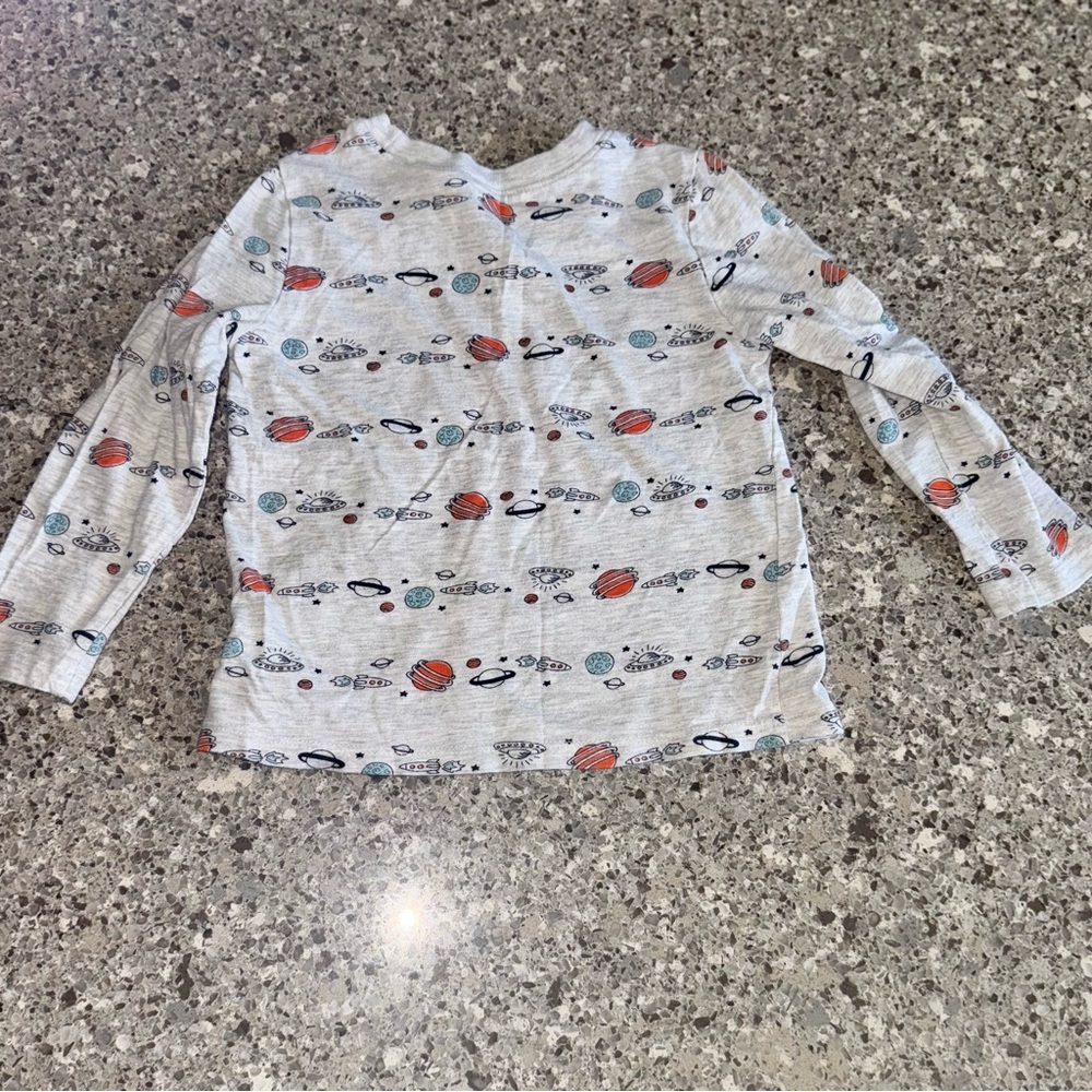 Old Navy l Space-Themed Kids Long Sleeve Shirt l Size: 3T